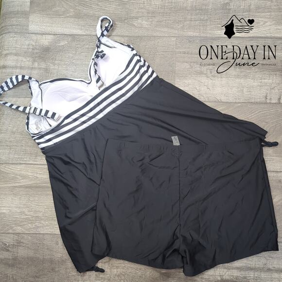 Aqua Eve Plus Size Cross Front Boyshort Tankini Swimsuit Size 20W - Picture 5 of 5